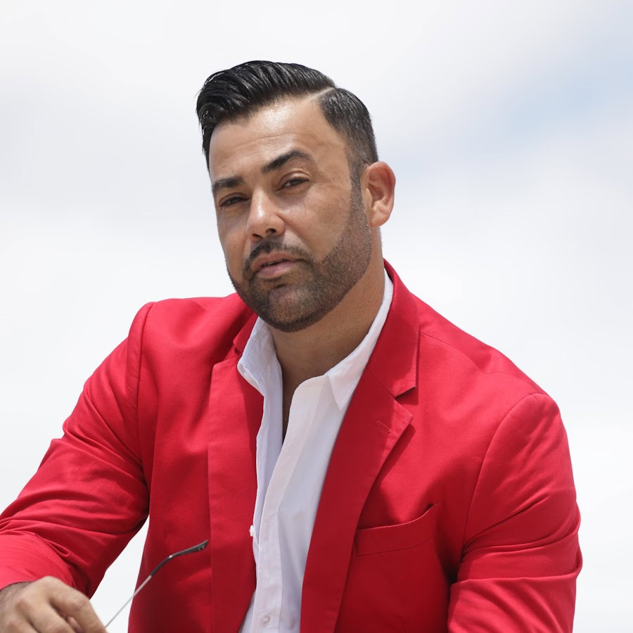 Rogelio Martínez